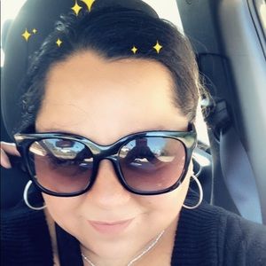 Meet your Posher, Veronica